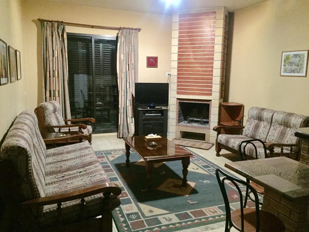 Stone Chalets Fārayyā Zewnętrze zdjęcie