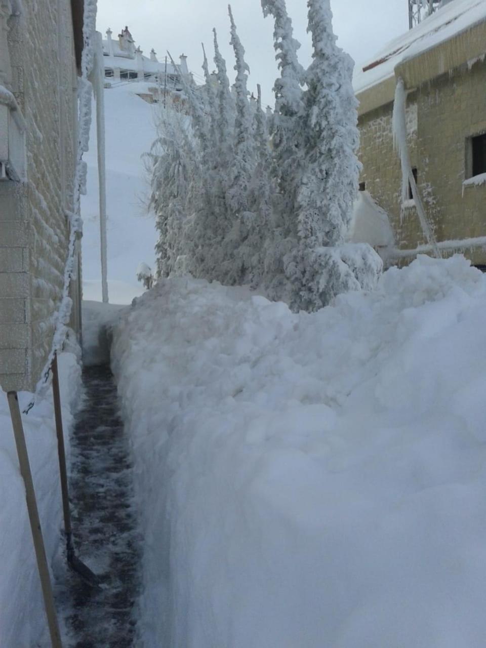 Stone Chalets Fārayyā Zewnętrze zdjęcie